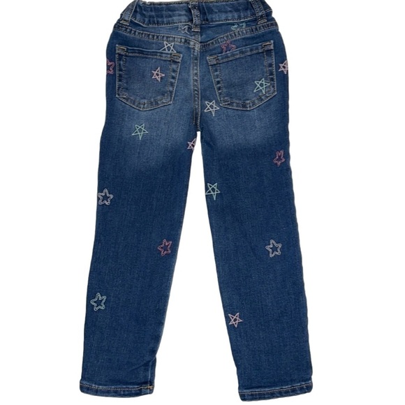 Cat & Jack Lot of Jeans and 2 T’s - Picture 3 of 9